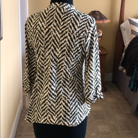 Blouse - Picture 2 of 3